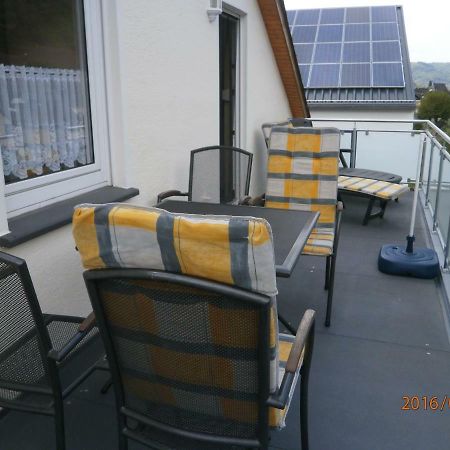 Fewo Moselblick Apartamento Ernst Exterior foto